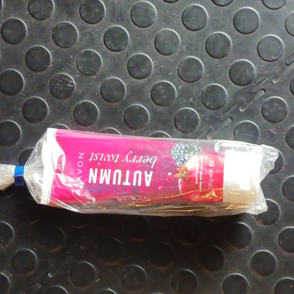 Avon Autumn Berry Twist